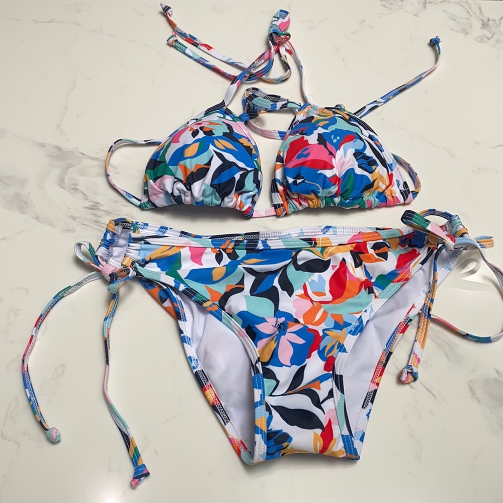 Bikini floral size small padded triangle top & bottoms sidetie scrunch butt